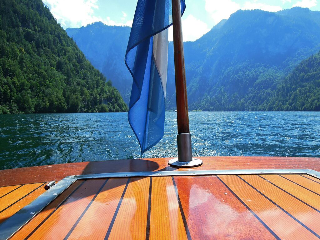 Procedures to change flag in Italy: what is the meaning of Flag State? 