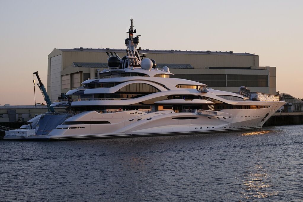 Sequestro Yacht in Italia: Contrabbando Doganale e Nuova Riforma 2025 
